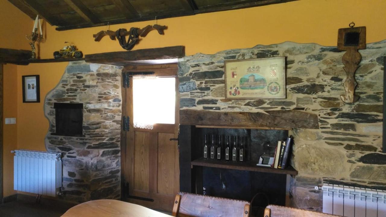 Casas Eladio-doncos Country house
