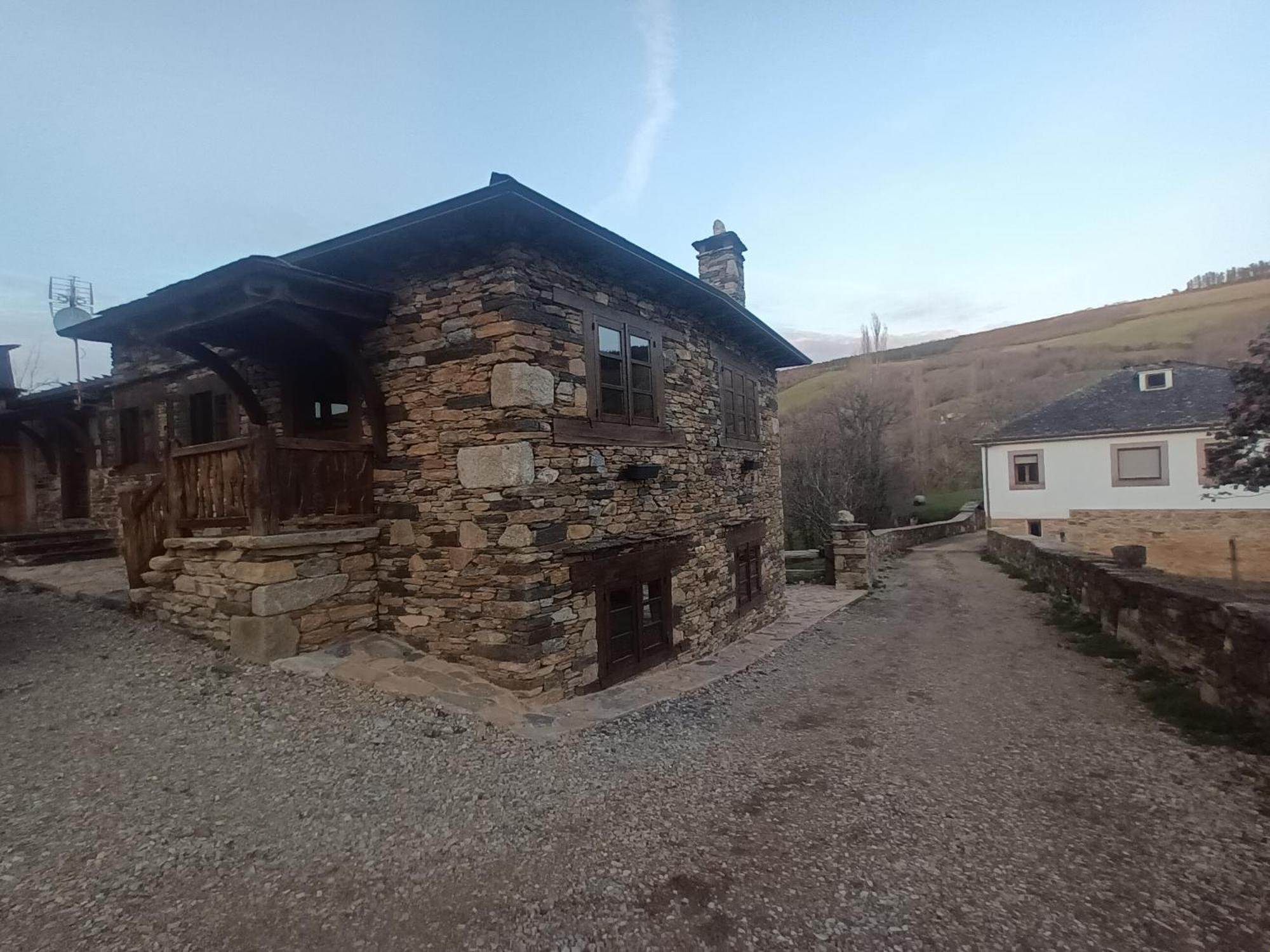 Casas Eladio-doncos Country house Tores